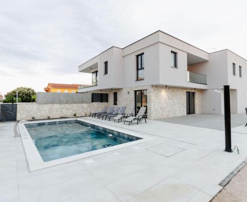 Maison jumelée exclusive avec piscine sur l'île de Pag - pic 7