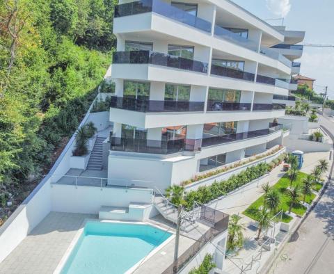 Ausgezeichnetes Penthouse in einem Neubau mit Meerblick, Gemeinschaftspool und Garage in Opatija! - foto 4