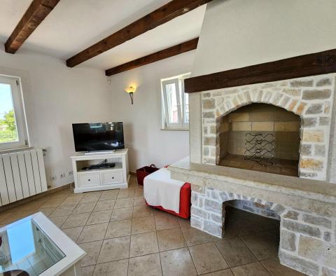Moderne Villa mit Pool im traditionellen Design in Marcana - foto 47