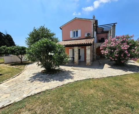 Moderne Villa mit Pool im traditionellen Design in Marcana - foto 77