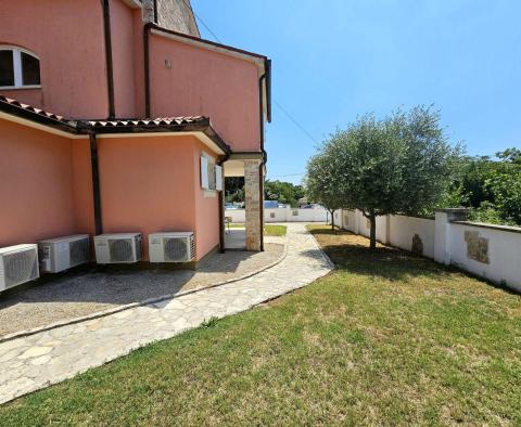 Moderne Villa mit Pool im traditionellen Design in Marcana - foto 95