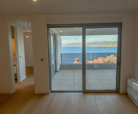 Apartments in a new building with a sea view, shared pool, garage in Opatija - pic 19