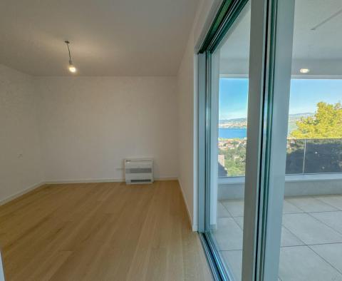 Apartments in a new building with a sea view, shared pool, garage in Opatija - pic 23