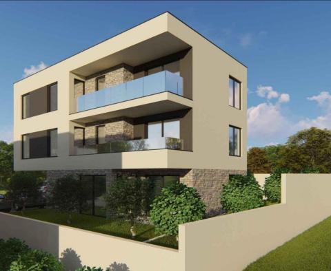 Modern apartments in Pjescana Uvala, 300m from the sea 