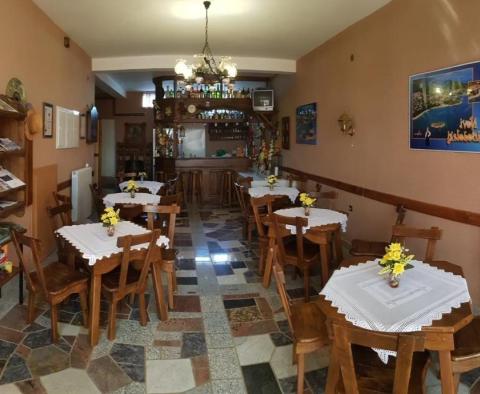 Gästehaus mit 10 Wohneinheiten und einer Taverne in Novi Vinodolski - foto 7