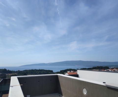 Kétszintes luxus penthouse tetőterasszal és medencével - pic 15
