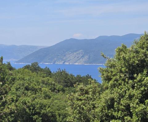 Terrain constructible avec une belle vue sur la mer, idéal pour construire deux villas dans le quartier de Rabac - pic 16