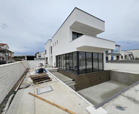 Villa with pool in Vrsi, Zadar, new built 