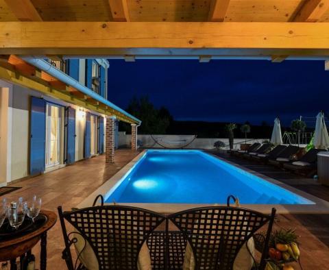 Villa de style rustique dans la région de Zadar, à 150m de la mer avec terrain de tennis ! - pic 20