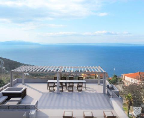 Penthouse 100m2 with panoramic sea view and swimming pool + roof terrace in Bregi, Opatija 