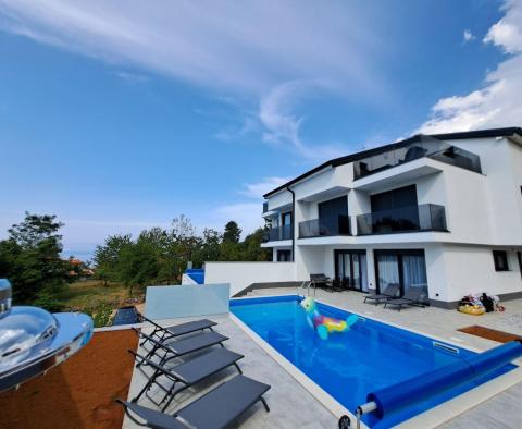 Villa de luxe avec deux appartements, deux piscines et vue sur la mer à Lovran - pic 36