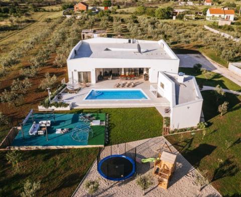 Villa de vacances de luxe étincelante Champaigne dans la région de Zadar, sur 3030 m². de terre ! - pic 63