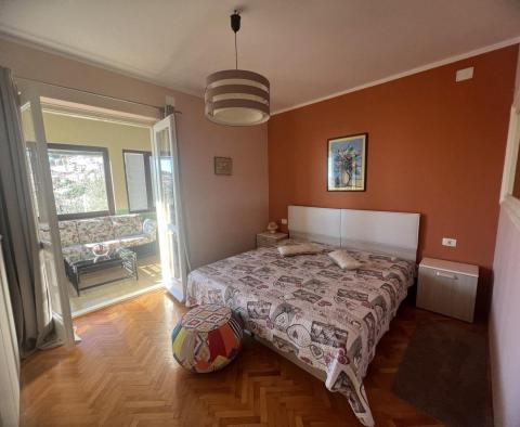 Dom z trzema apartamentami 150 metrów od morza - pic 13