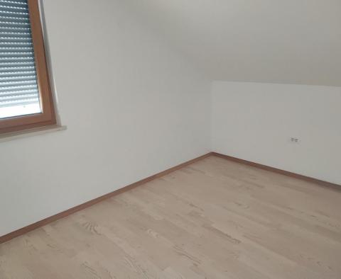 Apartment with 3 bedrooms in a new building on the first row to the sea - pic 17