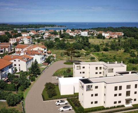 Penthouse de luxe dans un immeuble neuf, proche de la mer à Porec, à vendre - pic 3