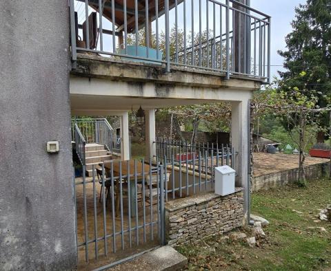 Deux maisons à Oprtalj, à vendre - pic 25