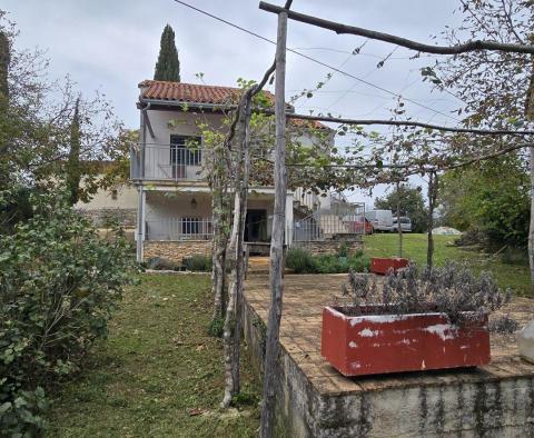 Deux maisons à Oprtalj, à vendre - pic 35