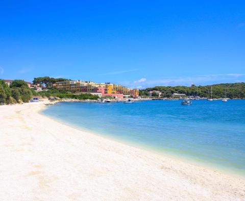 Villa neuve moderne avec vue sur la mer dans une copropriété fermée de Banjole, à 50 m de la mer, à vendre - pic 3