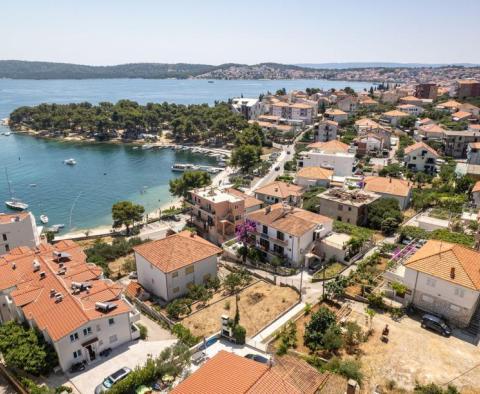 Maison unique en 1ère ligne à Ciovo, Trogir à vendre - pic 2