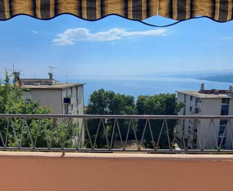 Appartement d'une chambre avec garage et vue sur la mer à Opatija, à vendre 