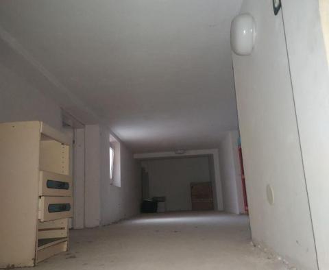 Apartament Opatija z 3 sypialniami, widokiem na morze i basenem, na sprzedaż - pic 49