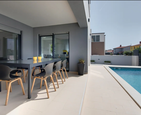 Modern villa in Pula Centre, for sale - pic 3