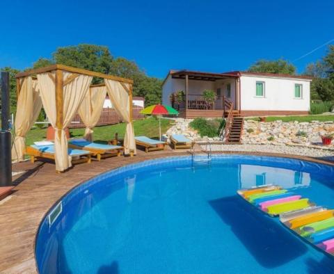 Complex of mobile homes with swimming pools in Tinjan, on 8.000m2 - pic 20