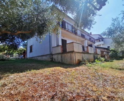 Maison spacieuse à vendre dans la région de Poreč - pic 2