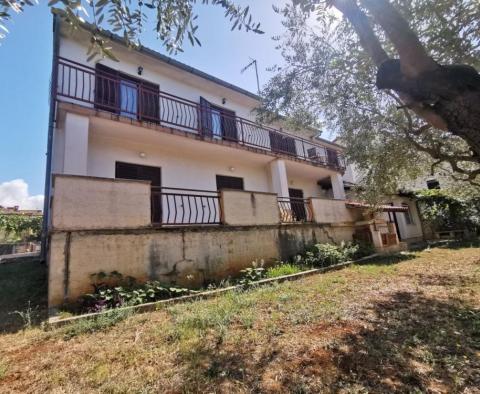 Spacious house for sale in Poreč area - pic 3