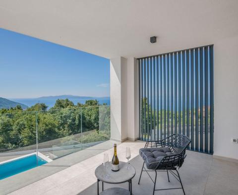 Villa nouvellement construite à Opatija avec une vue fantastique sur la mer, à vendre - pic 8