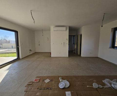 Appartement neuf au rez-de-chaussée avec 3 chambres à Porec, à vendre  - pic 7