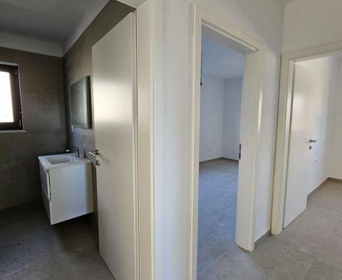 Appartement neuf au rez-de-chaussée avec 3 chambres à Porec, à vendre  - pic 18