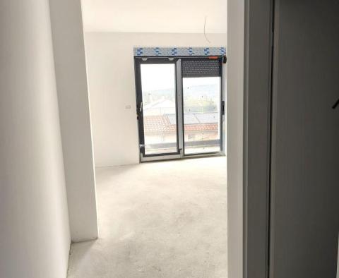 Penthouse mit Blick auf das Meer und Brijuni in Pula, zu verkaufen - foto 12