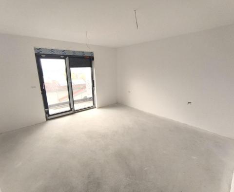 Penthouse mit Blick auf das Meer und Brijuni in Pula, zu verkaufen - foto 14