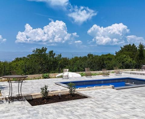 Luxury villa with pool and sea view in Vrbnik on Krk peninsula - pic 5