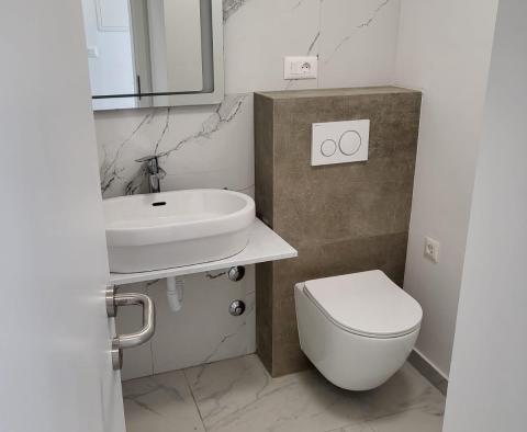 Appartement à Kastel Gomilica, avec jardin privé, à vendre - pic 13