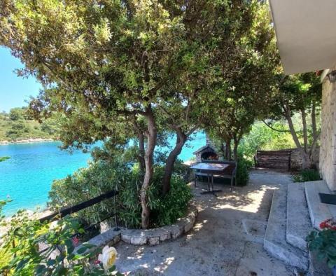 Rare 1st line house on Solta island, for sale 