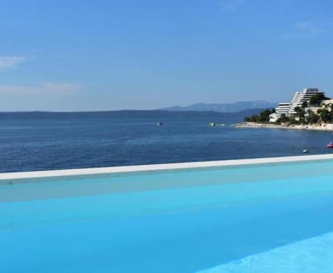 Luxuriöse 4****-Villa direkt am Wasser an der Makarska Riviera, zu verkaufen 