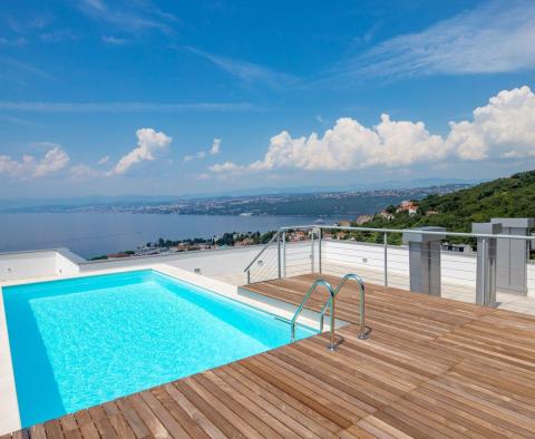 Penthouse in einem Neubau mit Pool auf dem Dach oberhalb des Zentrums von Opatija, idyllische Umgebung, zu verkaufen - foto 5