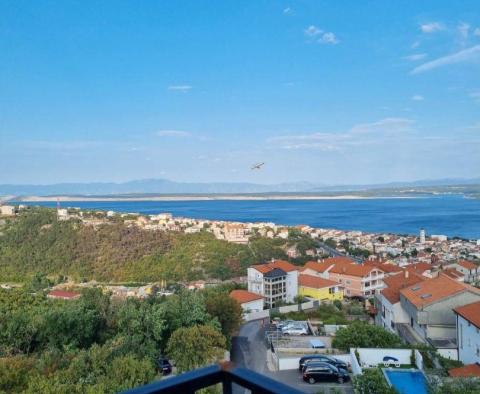 Maison à Crikvenica, avec 4 appartements, à vendre - pic 3