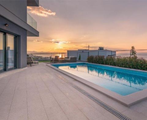 Stunning new modern villa in Podstrana, 300m from the sea, for sale - pic 20