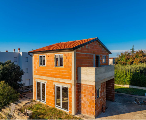 Villa Roh-Bau à Ližnjan, à 800 m de la mer, à vendre - pic 11