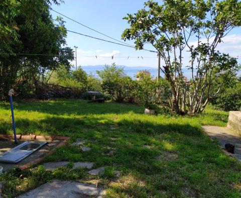 Freistehende alte italienische Villa aus dem Jahr 1912 mit Meerblick und 2.383 m2 Garten in Rijeka, zu verkaufen - foto 59