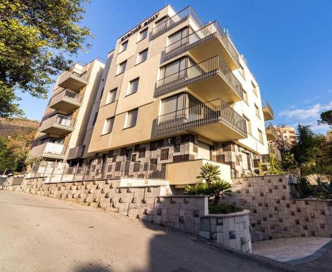 Luxury new apartment in the center of Opatija with a roof terrace and a panoramic view of the sea, garage, terrace, for sale - pic 4