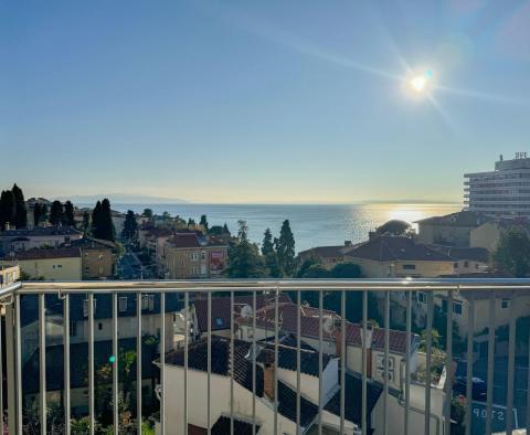 Luxury new apartment in the center of Opatija with a roof terrace and a panoramic view of the sea, garage, terrace, for sale - pic 3