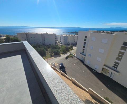 Spacieux appartement neuf avec vue sur la mer à Makarska, à vendre - pic 4