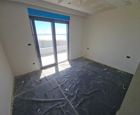 Spacieux appartement neuf avec vue sur la mer à Makarska, à vendre - pic 10