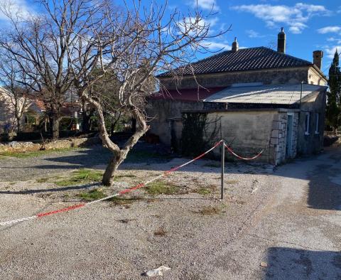 A house with a garage and a large yard in a great location in Rijeka! - pic 20