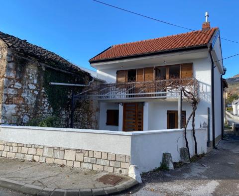 A house with a garage and a large yard in a great location in Rijeka! - pic 28