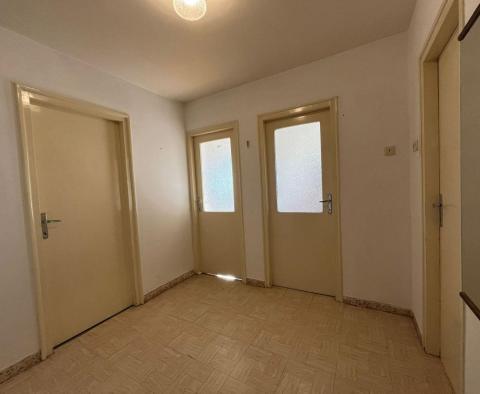 Apartament z pięknym widokiem, pełen potencjału w Lovranie! - pic 7